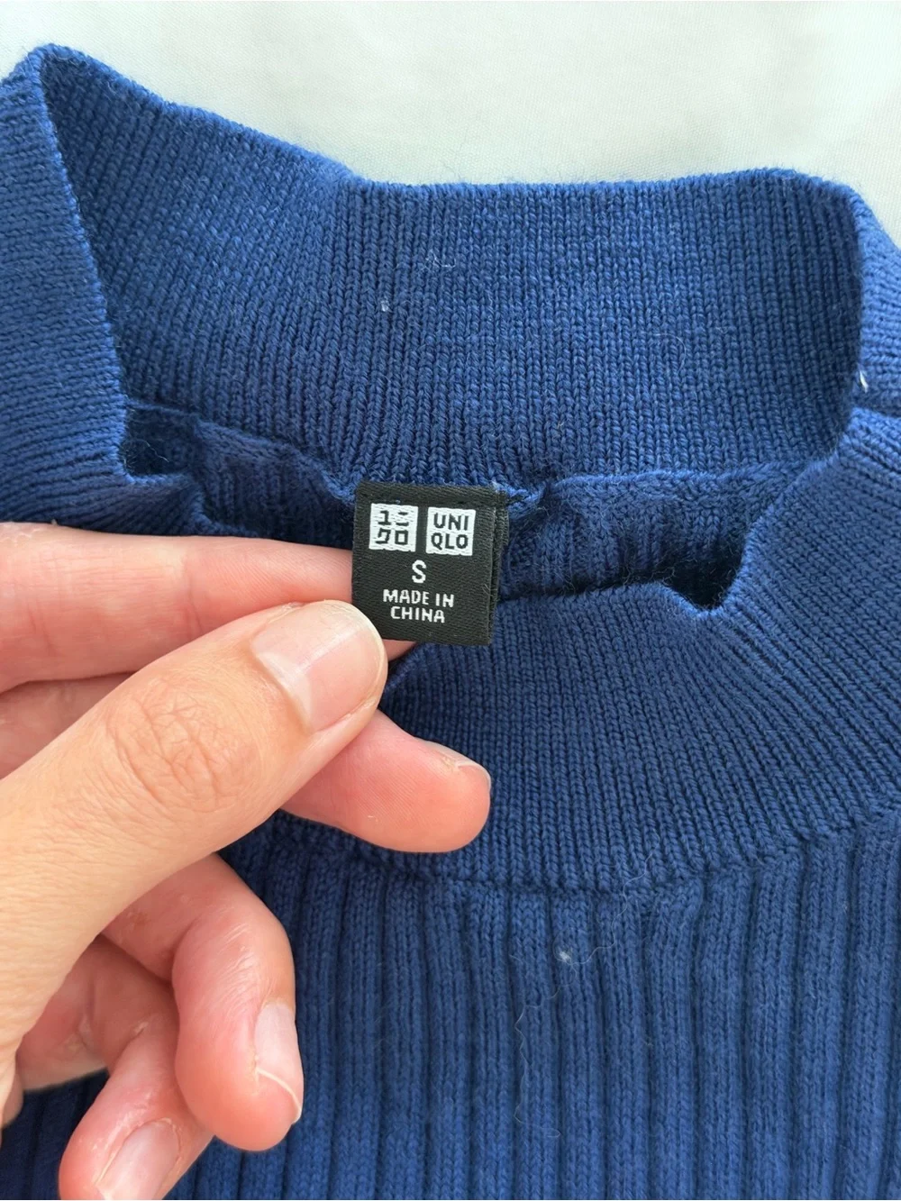 Uniqlo Ribbed Mock Neck Short-Sleeve Sweater - Navy Blue